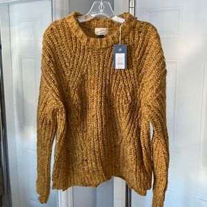 NWT Women’s Crewneck Chunky Pullover Sweater Mustard Yellow Camel S L XL